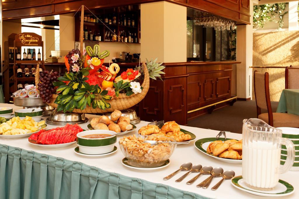 Hotel Diplomat Cochabamba Kültér fotó