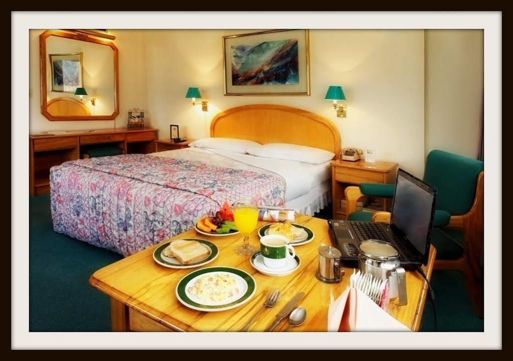Hotel Diplomat Cochabamba Kültér fotó