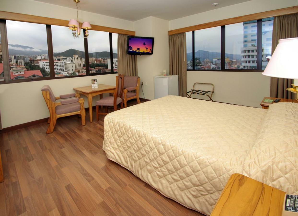 Hotel Diplomat Cochabamba Kültér fotó